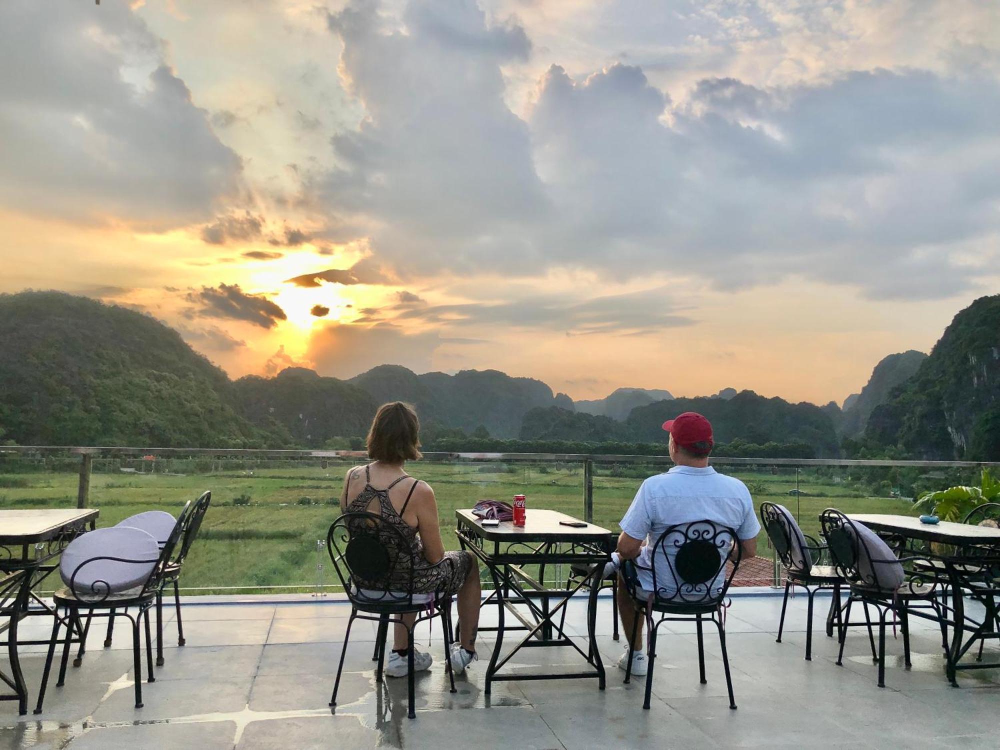 Liberty Hall Tam Coc Hotel & Villa Ninh Binh Exterior foto